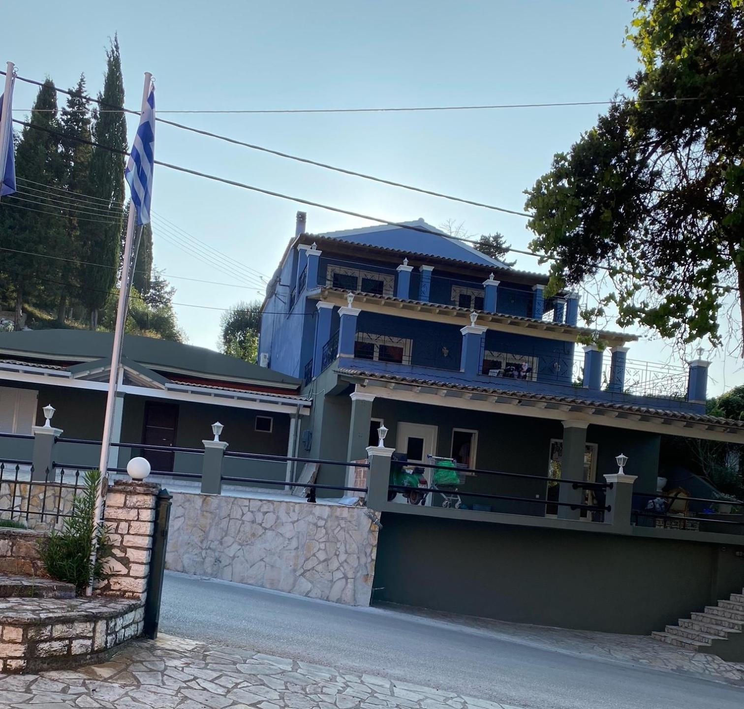 Traditional Fishing Village Apartments 부카리 외부 사진